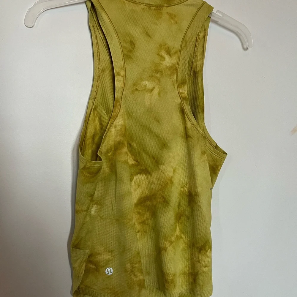Lululemon Tank